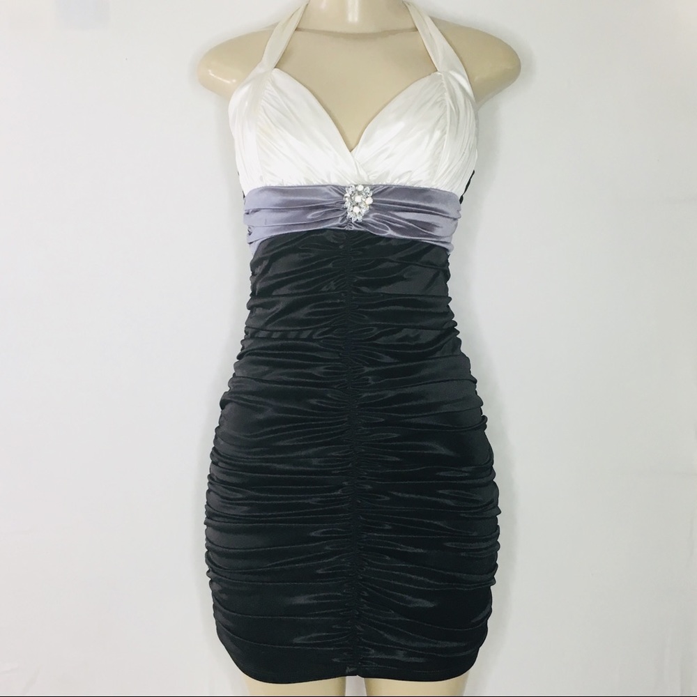 Like NEW! City Triangle Cocktail Dress